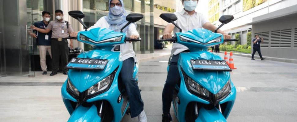 20220621-183000_bri-finance-gandeng-smoot-motor-indonesia-perluas-pasar-kendaraan-listrik